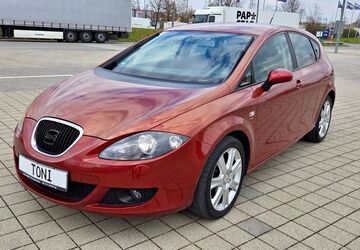 Seat Leon 184.000 km 2.800 &euro; München 81243