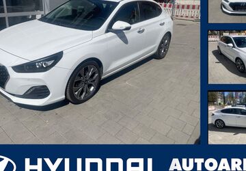 Hyundai i30 106.428 km 12.995 &euro; München 80993