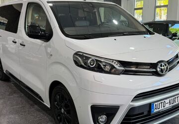 Toyota Proace (Verso) 173.726 km 26.750 &euro; München 81829