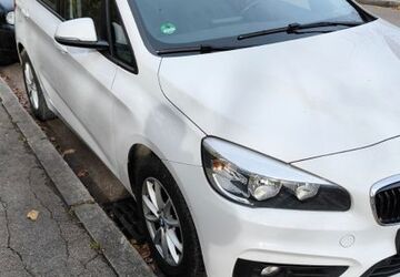 BMW 216 Active Tourer 138.500 km 8.900 &euro; München 81827
