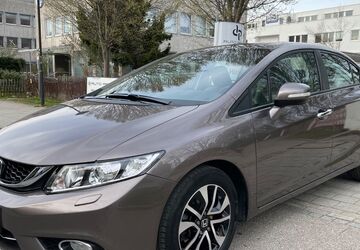 Honda Civic 54.000 km 13.900 &euro; Riemerling 85521