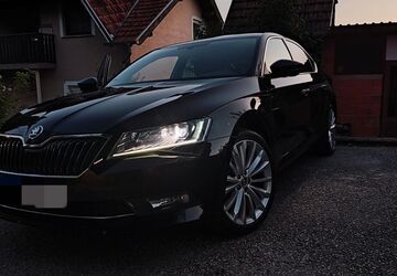 Skoda Superb 79.000 km 19.300 &euro; München 81375