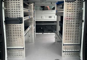 Renault Trafic 50.482 km 21.990 &euro; München 81825