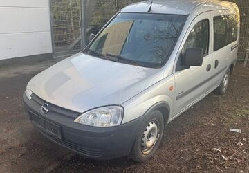 Opel Combo 225.000 km 1.450 &euro; München 81543