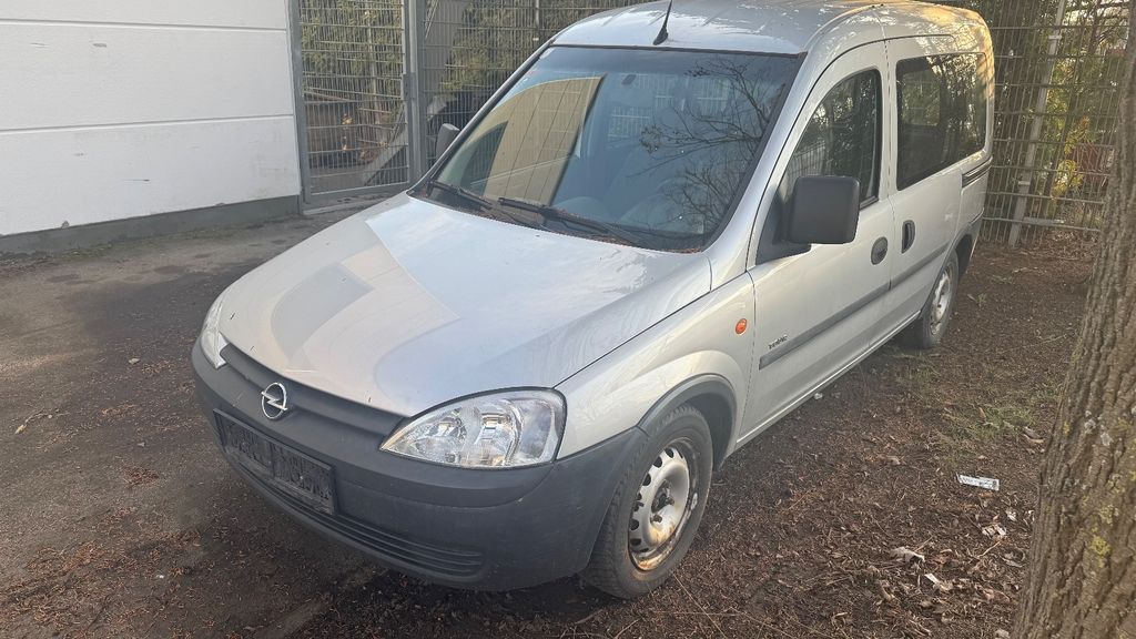 Opel Combo 225.000 km 1.450 &euro; München 81543