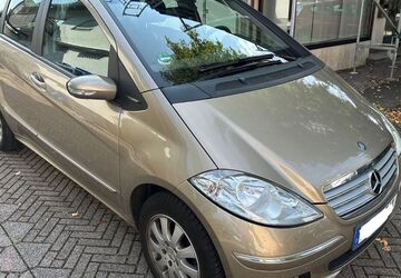 Mercedes-Benz A 150 225.000 km 1.111 &euro; München 81827