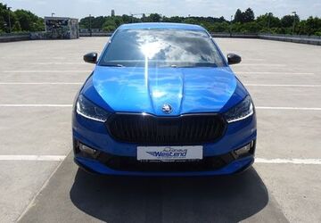 Skoda Fabia 5.000 km 24.200 &euro; München 80686
