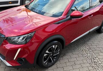 Peugeot 2008 22.246 km 16.990 &euro; München 81827