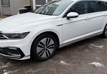 VW Passat Variant 114.000 km 16.790 &euro; München 80636