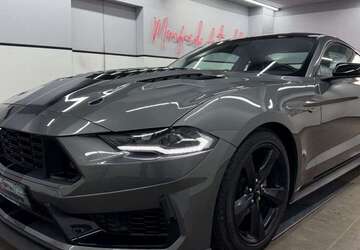 Ford Mustang 56.584 km 31.990 &euro; München 81243