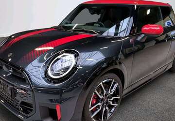 Mini John Cooper Works 2.849 km 39.345 &euro; München 80788