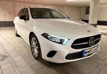 Mercedes-Benz A 180 125.000 km 19.200 &euro; München 81249