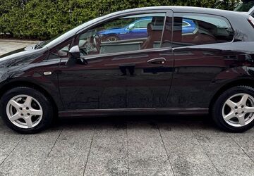 Fiat Punto 111.000 km 2.490 &euro; München 81827