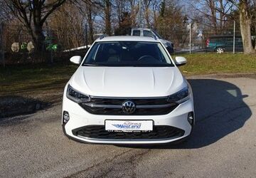 VW Taigo 29.000 km 24.900 &euro; München 80686