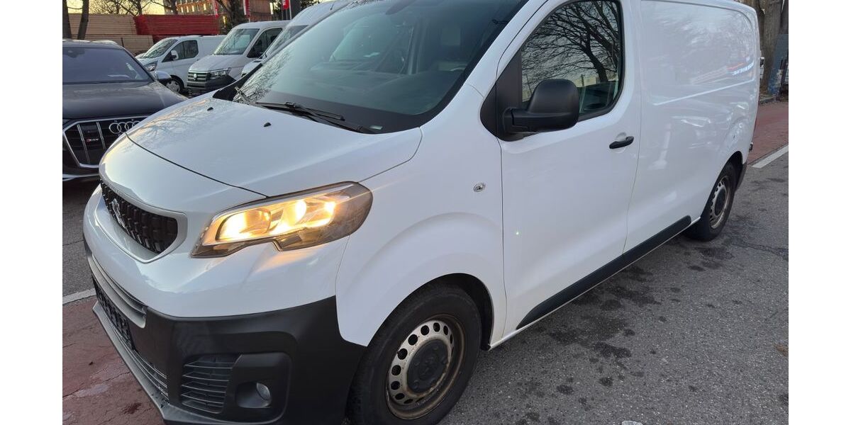 Peugeot Expert 132.000 km 10.900 &euro; München 81243