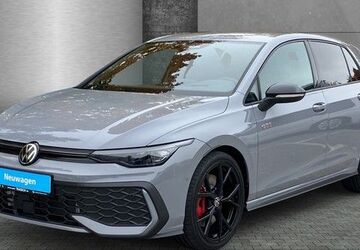 VW Golf 3.900 km 42.730 &euro; Fürstenfeldbruck 82256