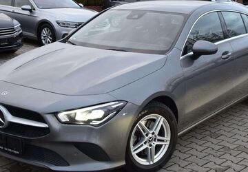Mercedes-Benz CLA 180 180.000 km 14.900 &euro; Poing 85586