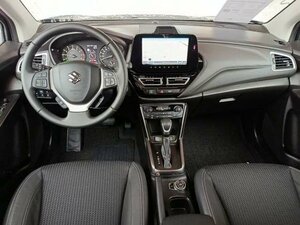 Suzuki SX4 S-Cross S-CROSS 1.5 COMF.+ALLGRIP AGS 2.000 km 29.490 &euro; Höhenkirchen-Siegertsbrun 85635