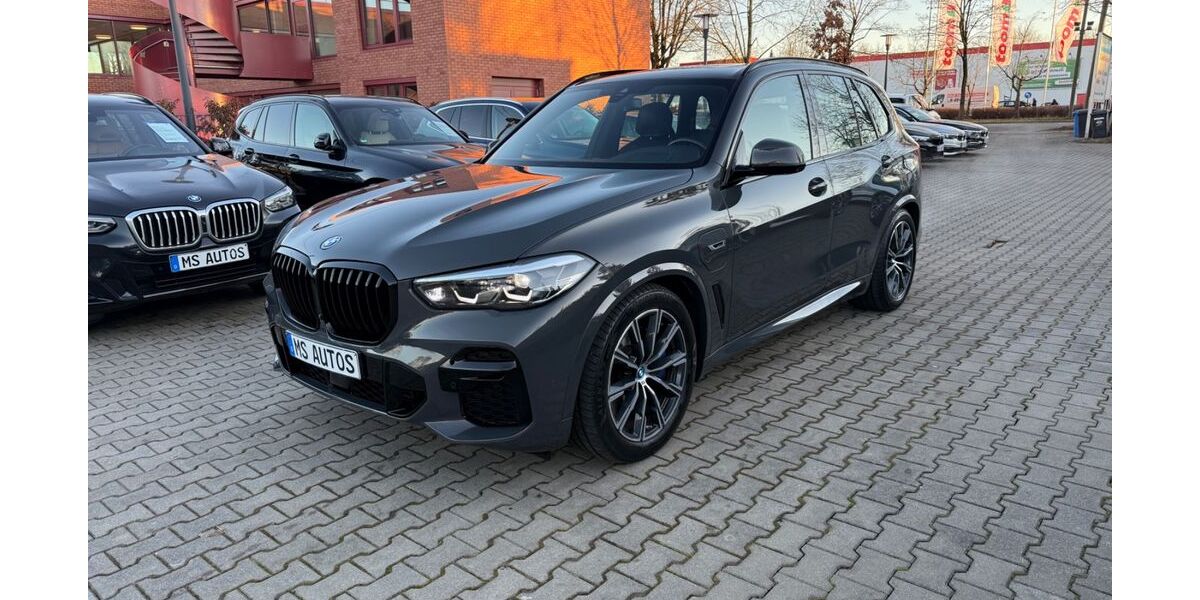 BMW X5 83.000 km 58.749 &euro; München 81243