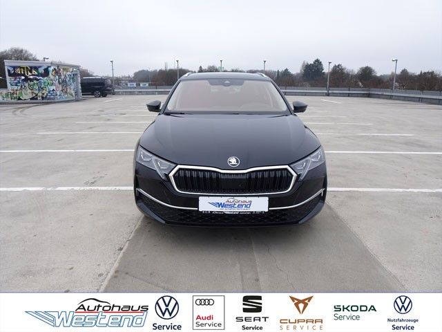 Skoda Octavia 2.500 km 43.900 &euro; München 80686