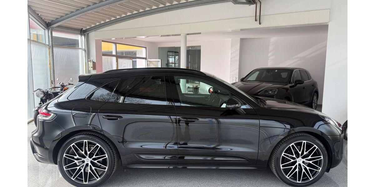 Porsche Macan 49.890 km 65.980 &euro; Hallbergmoos 85399
