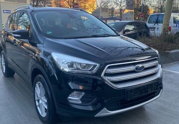 Ford Kuga 118.000 km 9.300 &euro; München 80809