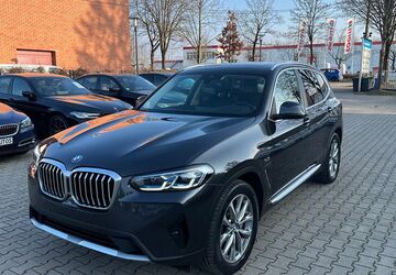 BMW X3 99.000 km 38.599 &euro; München 81243