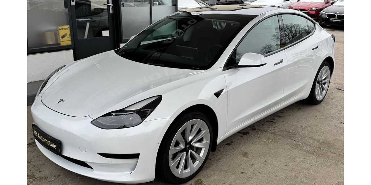 Tesla Model 3 45.800 km 22.900 &euro; München 80939