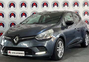 Renault Clio 122.500 km 9.690 &euro; München 81379