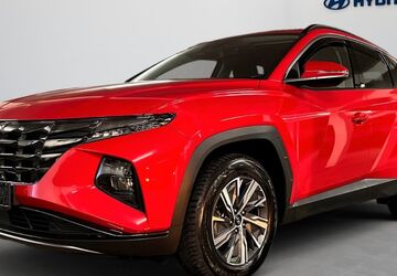 Hyundai TUCSON 51.920 km 23.890 &euro; München 81825