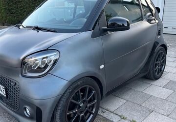 Smart ForTwo 45.000 km 9.900 &euro; München 81829