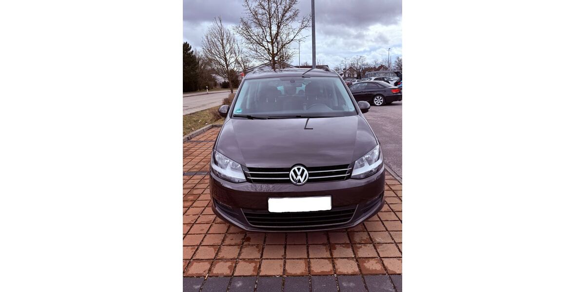 VW Sharan 147.005 km 11.900 &euro; Germering 82110