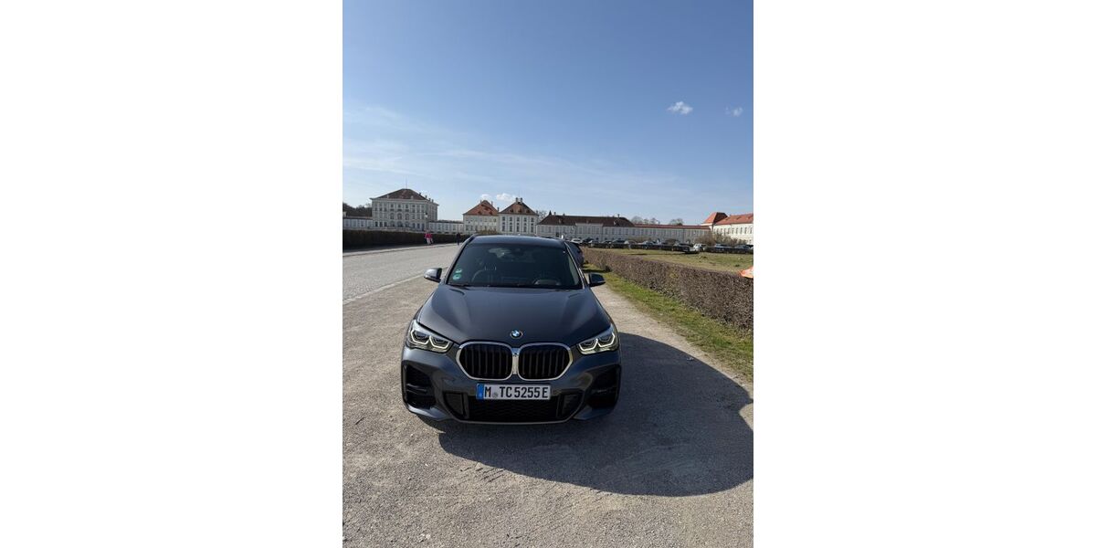 BMW X1 30.000 km 27.900 &euro; München 80997