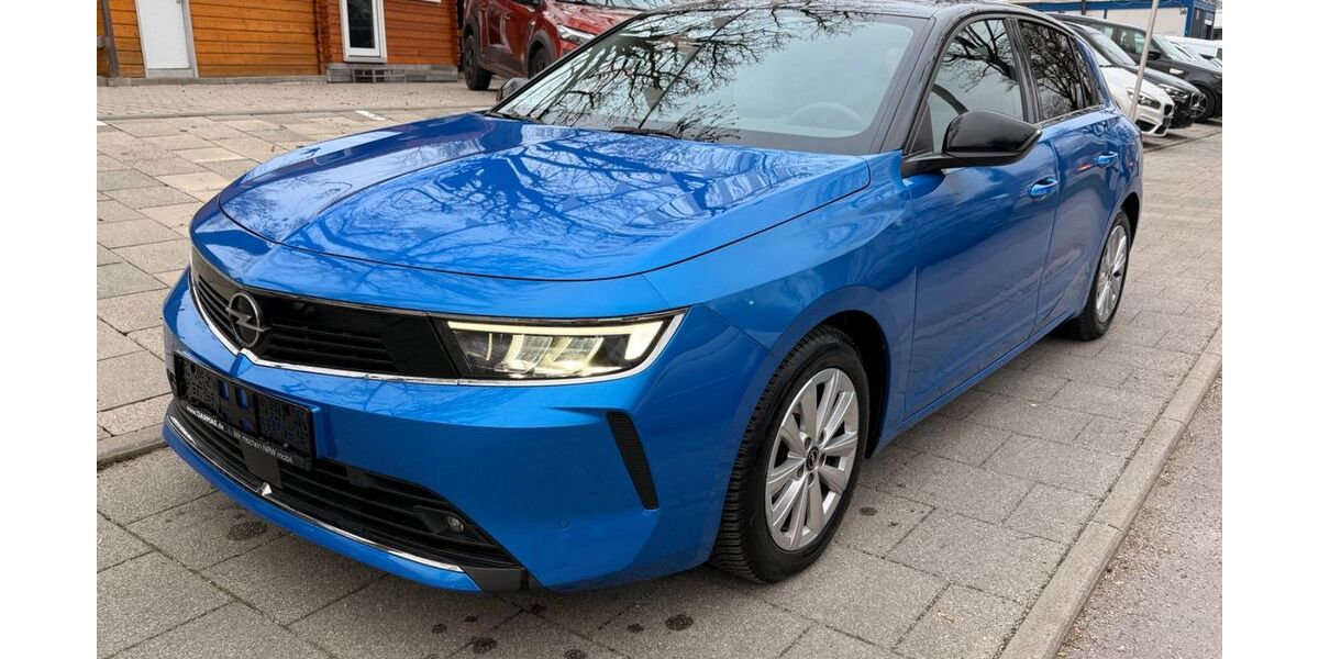 Opel Astra 18.000 km 17.950 &euro; München 81825