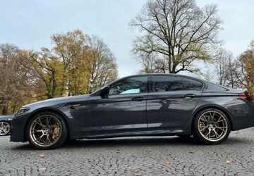 BMW M5 13.900 km 173.900 &euro; Pöcking bei Starnberg 82343