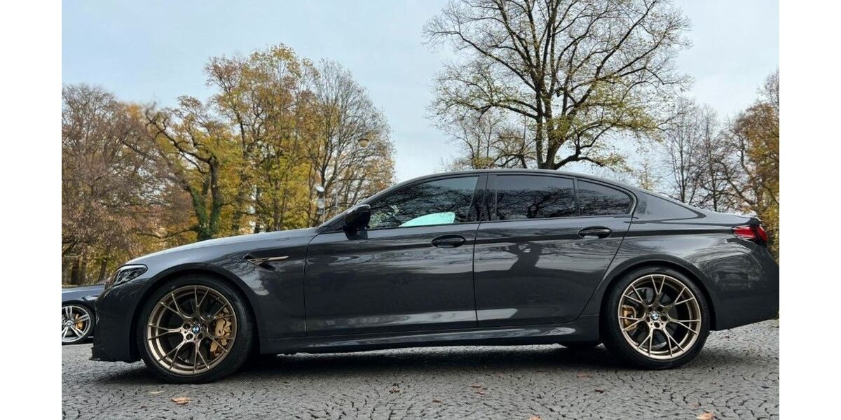 BMW M5 13.900 km 173.900 &euro; Pöcking bei Starnberg 82343