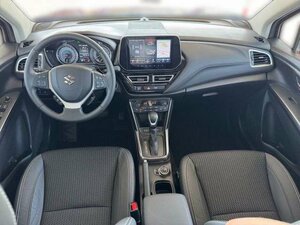 Suzuki SX4 S-Cross S-CROSS 1.5 COMFORT+ ALLGRIP AGS 4.000 km 27.990 &euro; Höhenkirchen-Siegertsbrun 85635