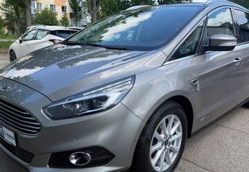 Ford S-Max 121.869 km 9.900 &euro; München 81243