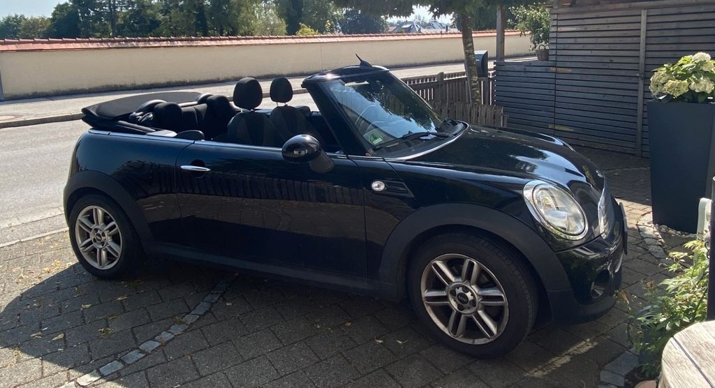 Mini Cooper Cabrio 71.061 km 11.100 &euro; Wolfratshausen 82515