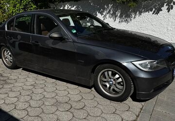 BMW 325 143.000 km 6.500 &euro; München 81545