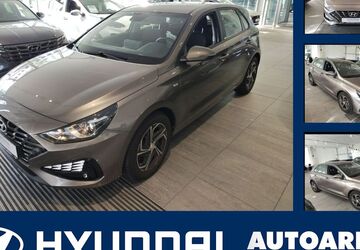 Hyundai i30 74.000 km 16.975 &euro; München 81477