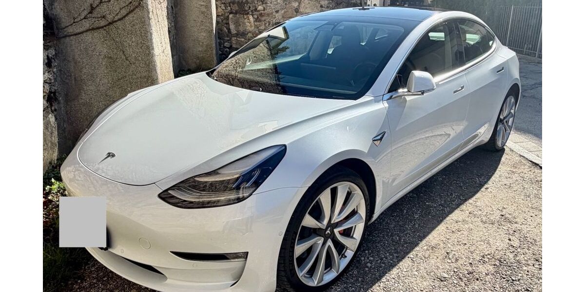 Tesla Model 3 71.000 km 26.400 &euro; Starnberg 82319