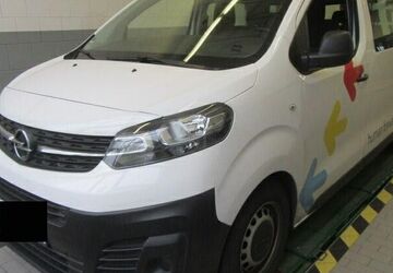 Opel Vivaro 180.000 km 16.999 &euro; Hohenbrunn bei München 85662