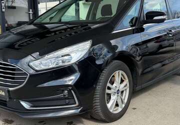 Ford Galaxy 225.700 km 12.900 &euro; München 80939