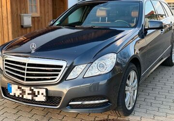 Mercedes-Benz E 300 320.000 km 4.499 &euro; München 82178