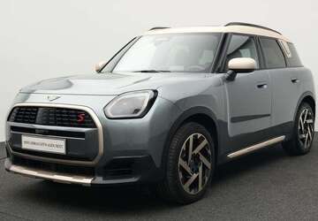 Mini Countryman S All4 18.253 km 43.203 &euro; München 80788
