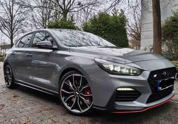Hyundai i30 88.000 km 21.500 &euro; Unterschleißheim 85716