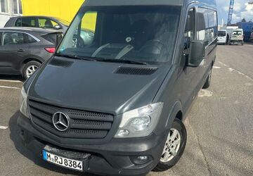 Mercedes-Benz Sprinter 287.000 km 11.999 &euro; München 81735