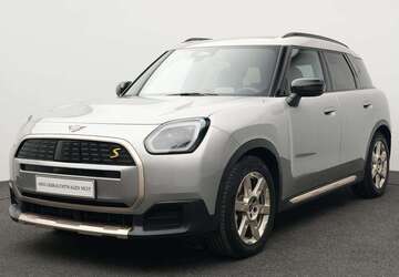 Mini Countryman SE All4 19.308 km 36.420 &euro; München 80788