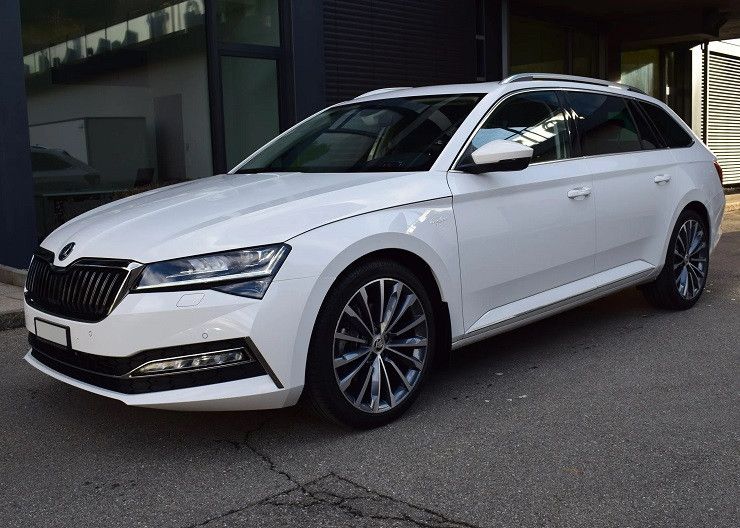 Skoda Superb 41.800 km 42.880 &euro; Unterschleissheim 85716